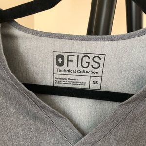 Figs Heather Grey Catarina Scrub Top (XS)